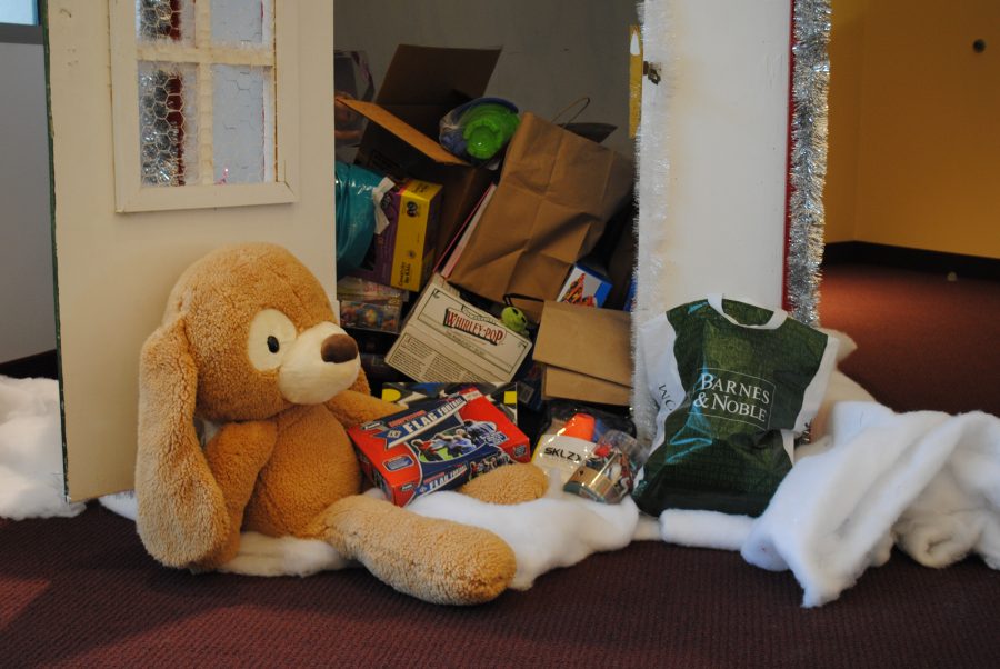 Toy+house+in+the+library+filled+with+donations+Credit%3A+Caitlin+Chung+20%2FSPECTRUM