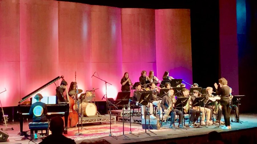Jazz+Band+performs+at+teaser+assembly+for+middle+school+students.