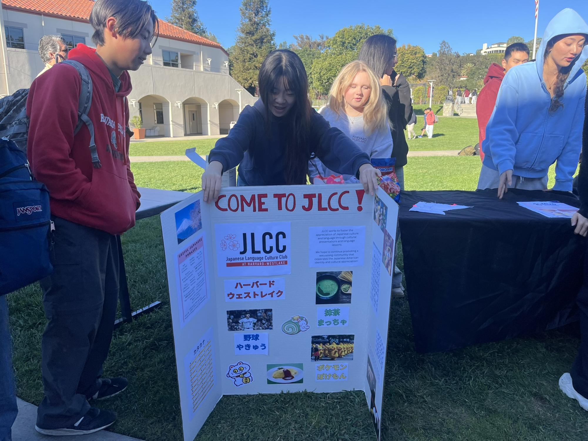 Club Fair: So Many Options!