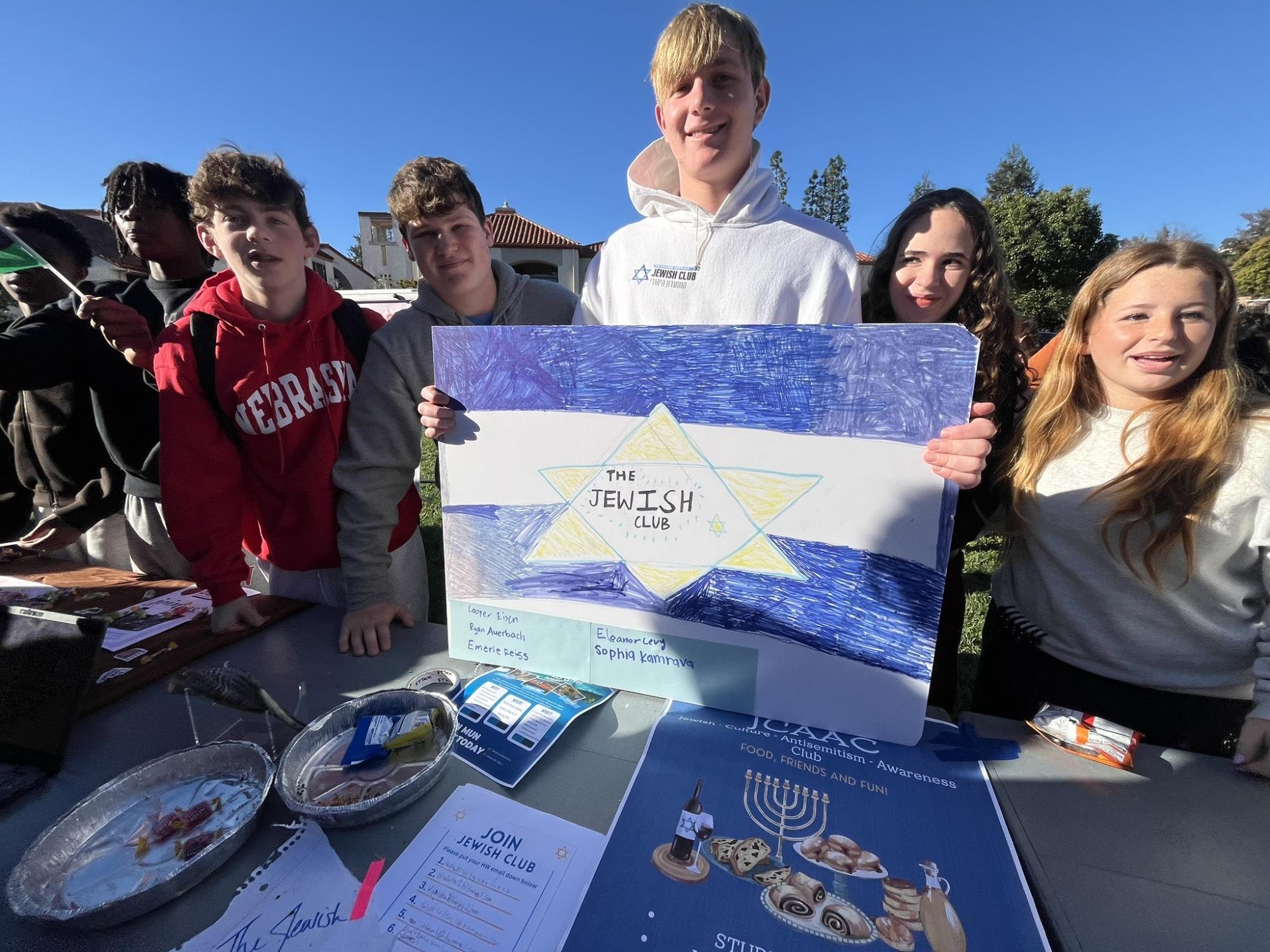 Club Fair: So Many Options!