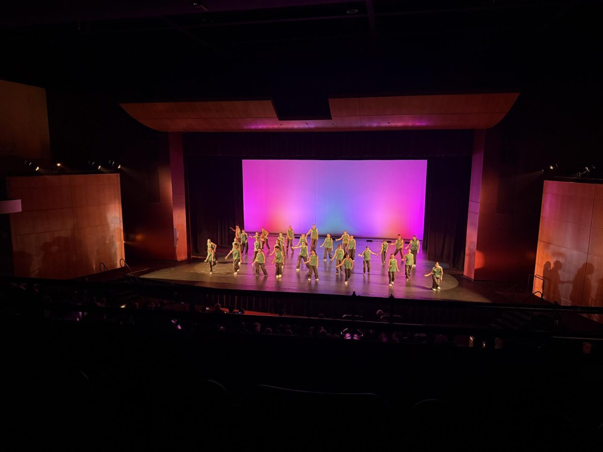 Dance Department Hosts Contemporary Dance Showcase