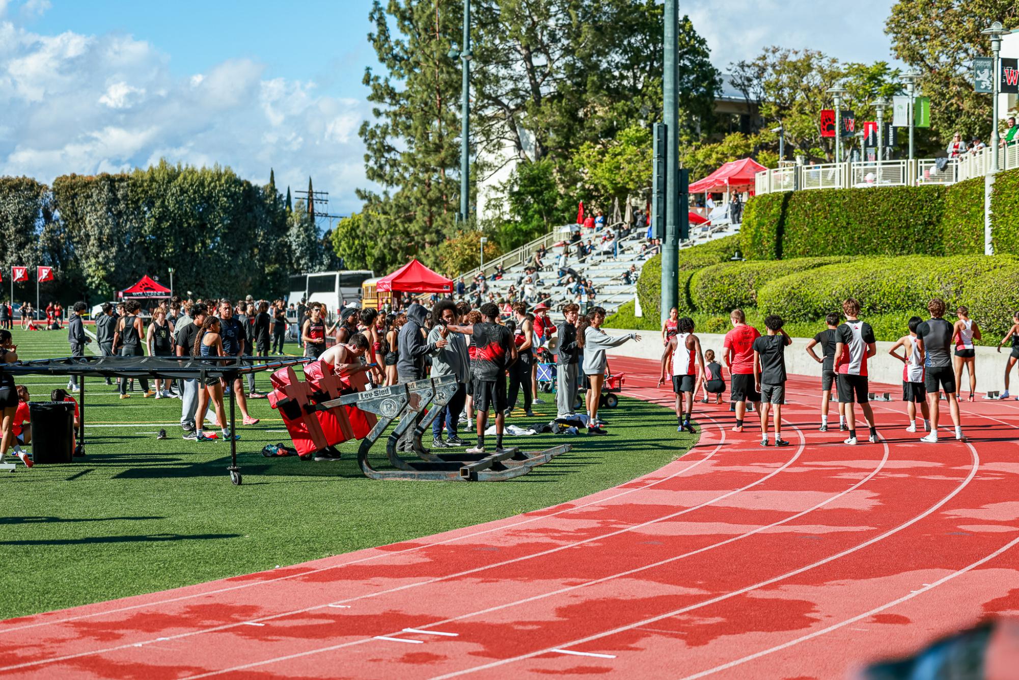 HW JV Track Dominates Senior Day Invitational with Convincing Team Wins