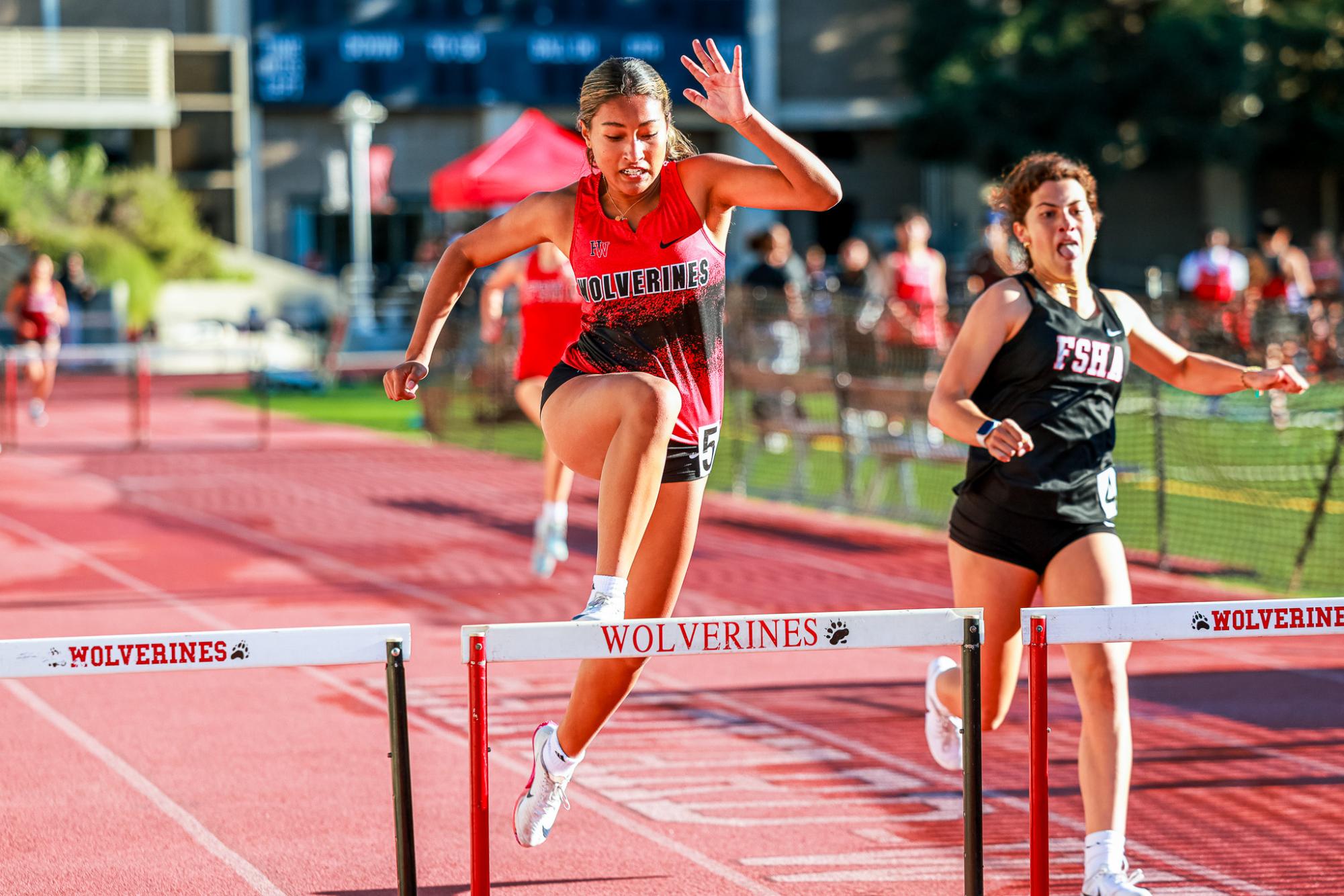 HW JV Track Dominates Senior Day Invitational with Convincing Team Wins